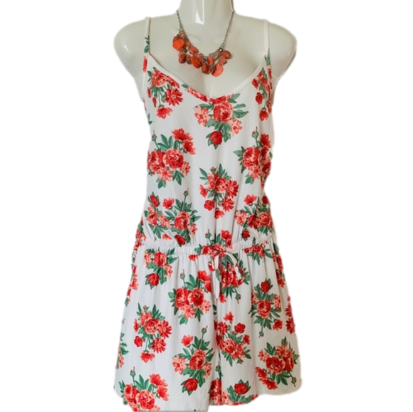 Sleeveless Floral Print Romper - Picture 3 of 8